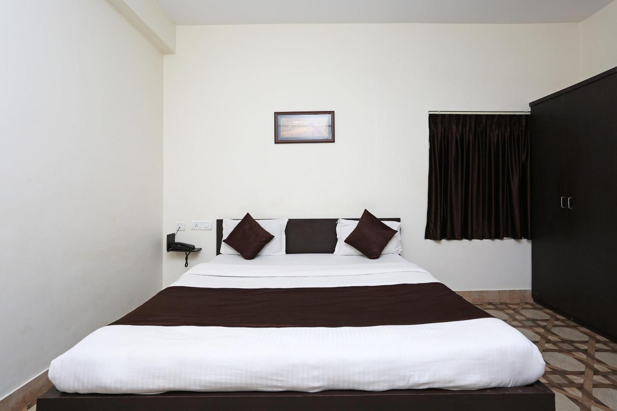 Oyo Stellar Resort Bhubaneswar Exterior foto